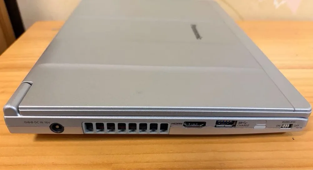 Panasonic Let'snote CF-SV7の買取実績写真4